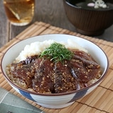 【にんにくで疲労回復！】 漬けかつおのとろろ丼